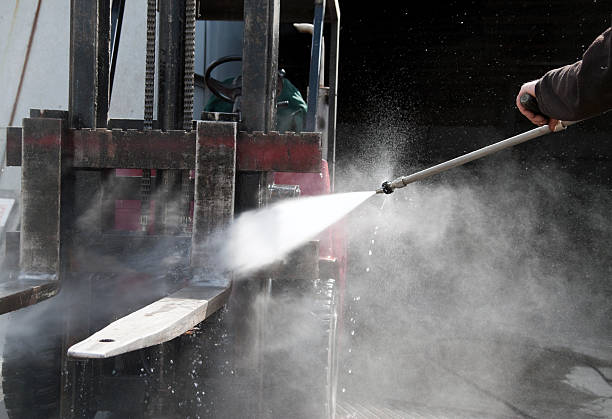 Pressure Washing Brick in De Soto, IL
